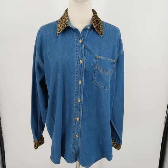 Solution Blue Denim Shirt Size Large Leopard Print Collar Cuffs Button Up Cotton - Picture 1 of 12
